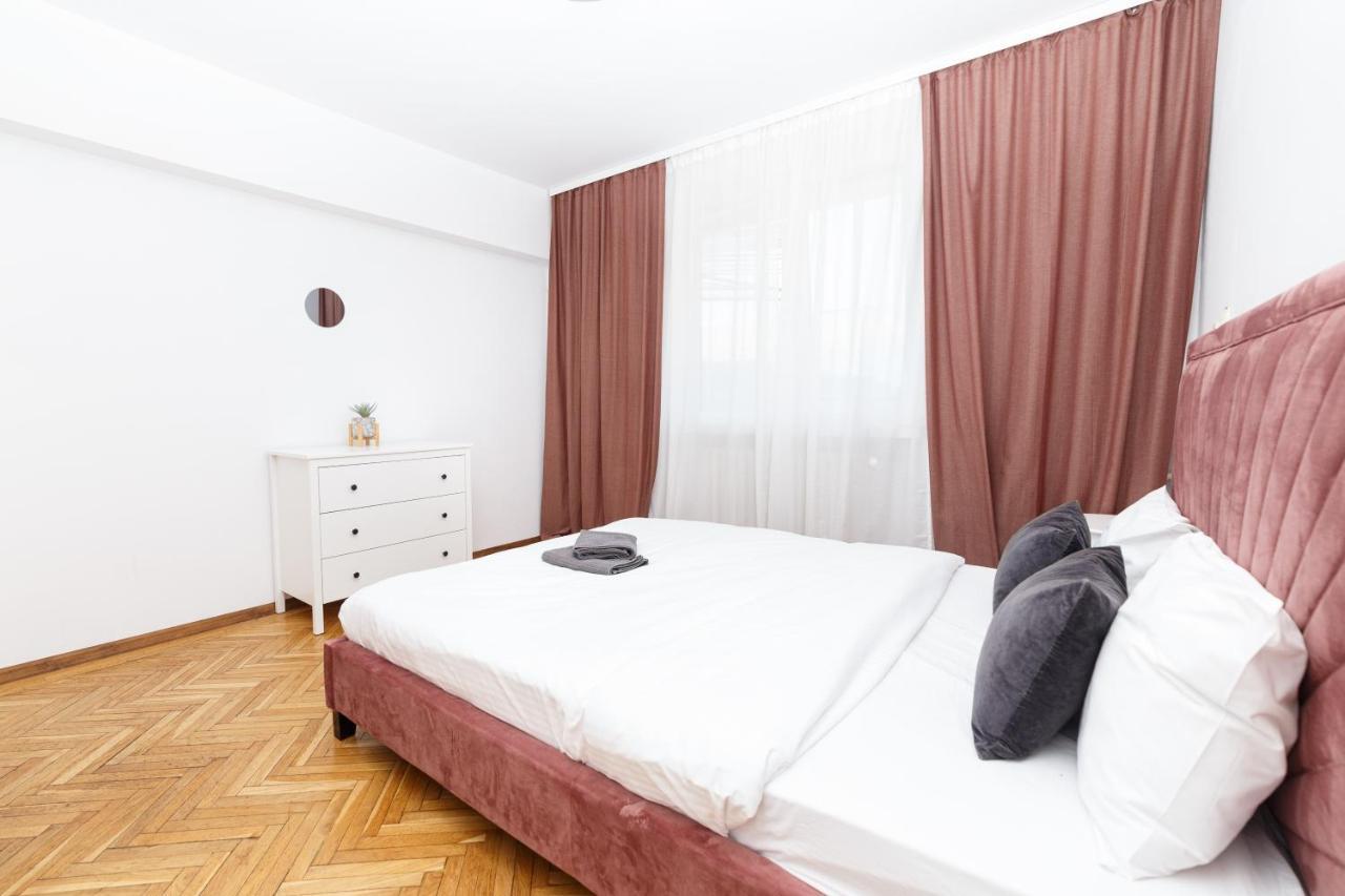 Appartement Color Ap Calea Victoriei 12C à Bucarest Extérieur photo